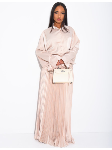 Satin-Set aus langem Faltenrock und Hemd zum Binden