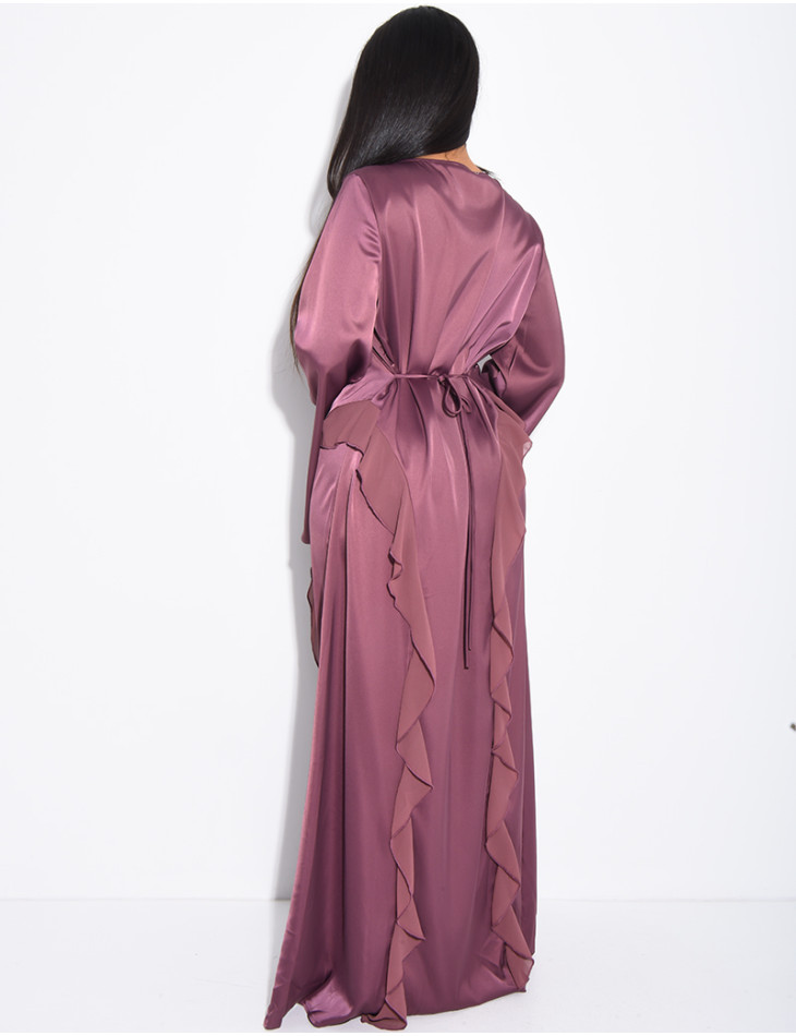 Longue robe en satin premium à nouer à la taille