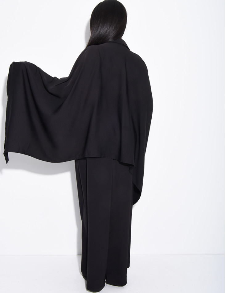 Set aus Satin-Hose und Hemd mit Bindeband am Rücken