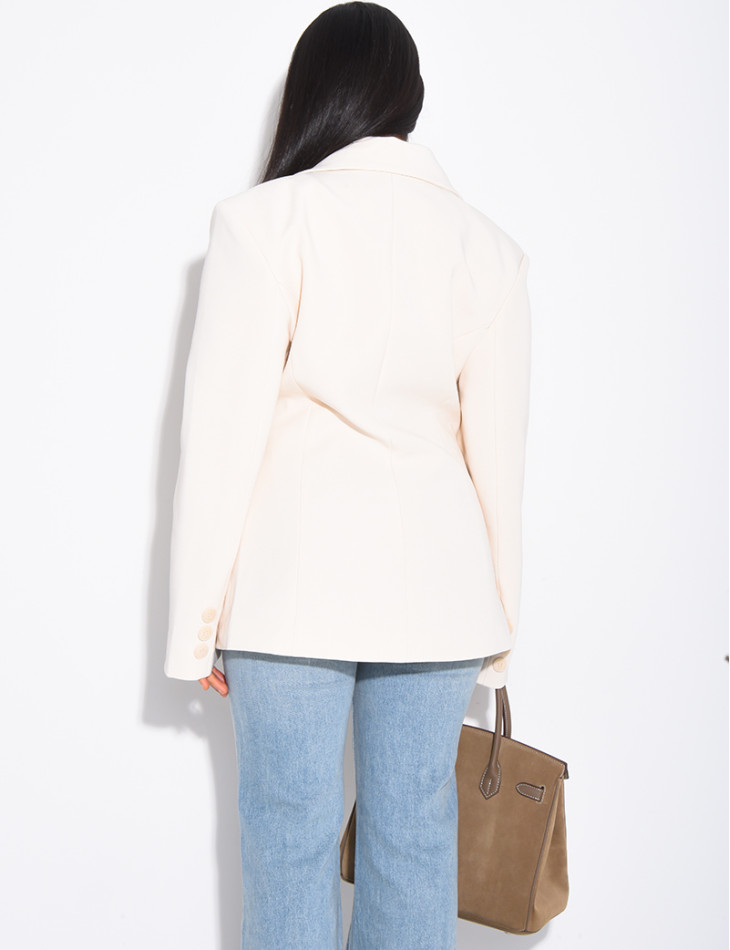 Premium blazer with fitted waist