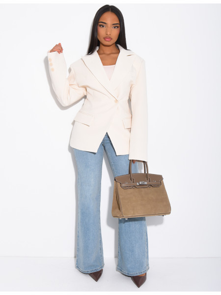 Premium blazer with fitted waist