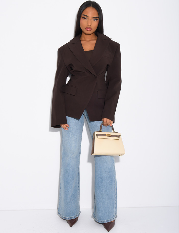 Premium blazer with fitted waist