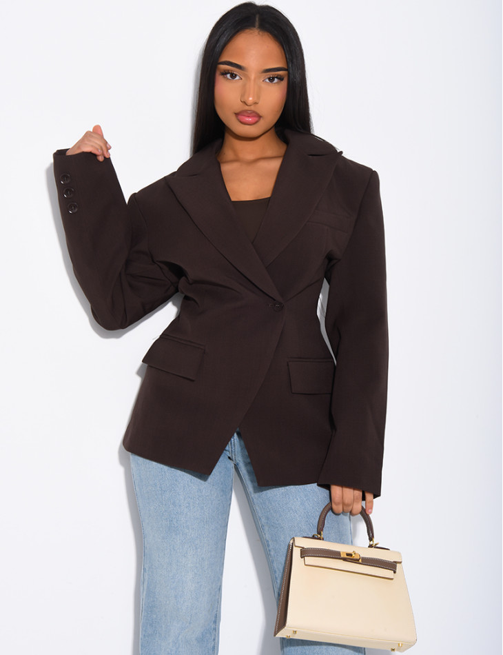 Premium blazer with fitted waist
