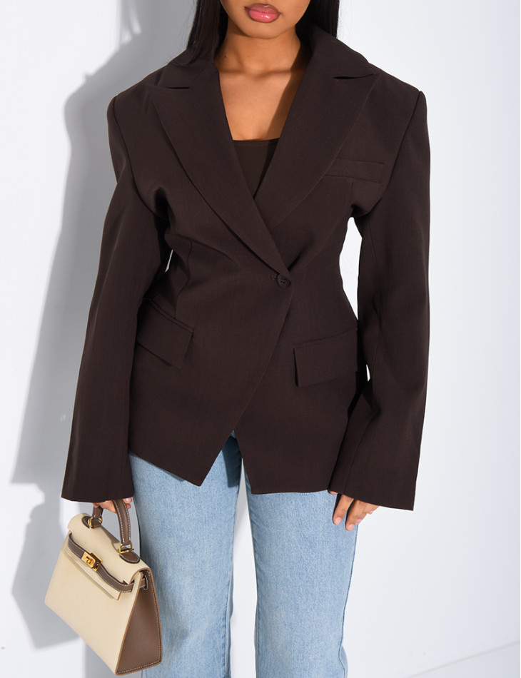 Premium blazer with fitted waist