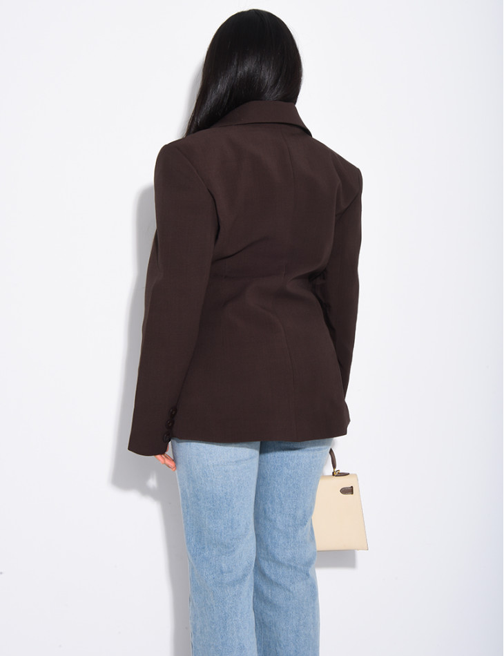 Premium blazer with fitted waist