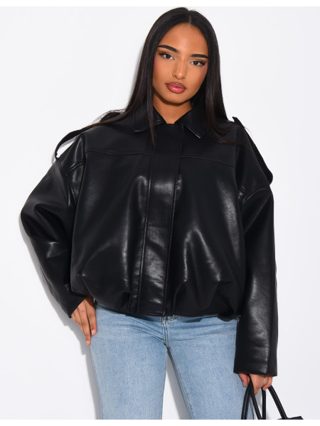 Bomberjacke aus Kunstleder mit weiten Ärmeln
