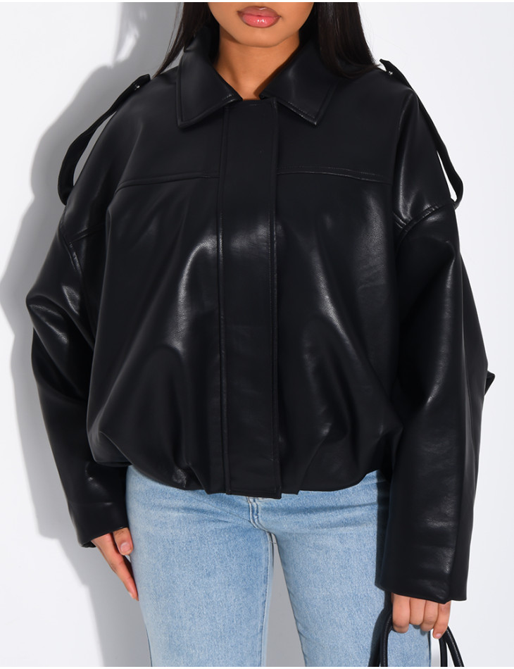 Bomberjacke aus Kunstleder mit weiten Ärmeln