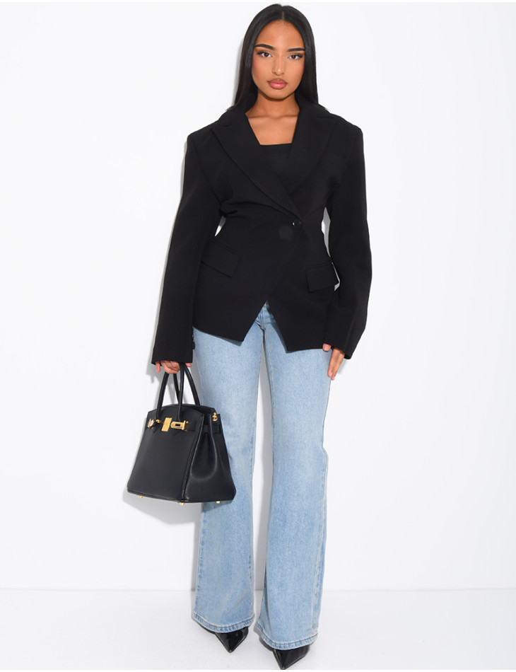 Premium blazer with fitted waist