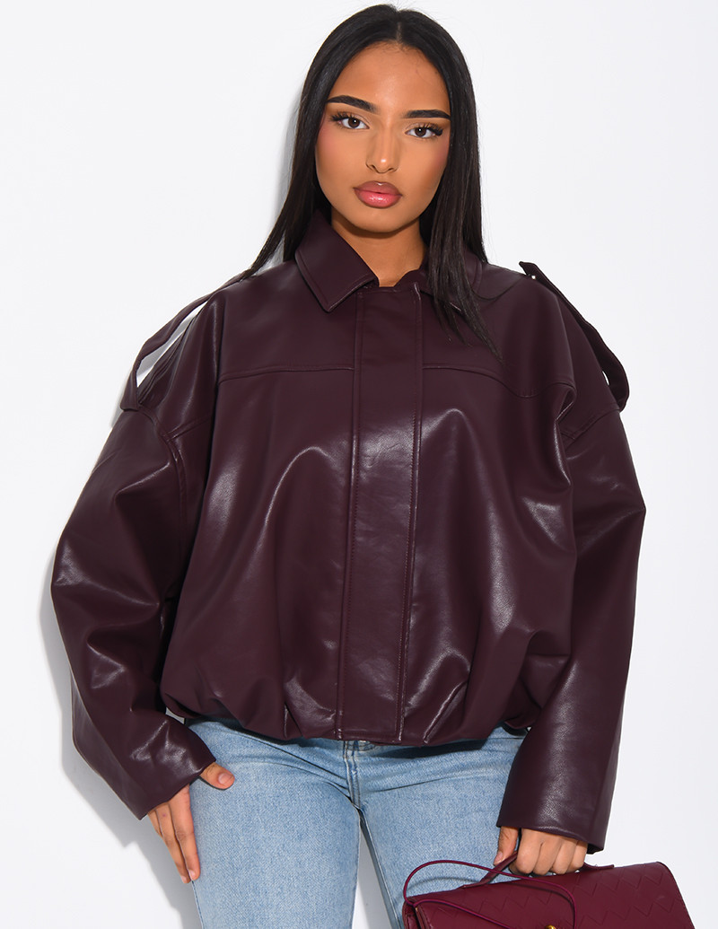 Bomberjacke aus Kunstleder...