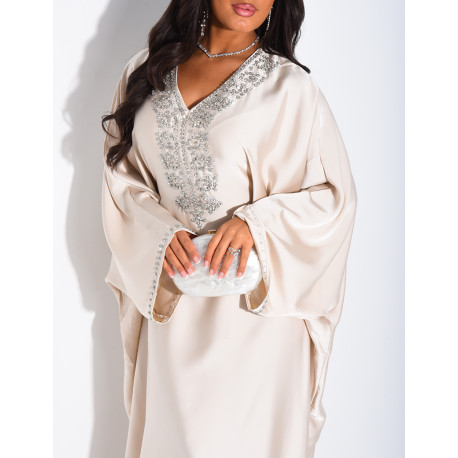 Abaya papillon à cristaux sur le col et les bordures
