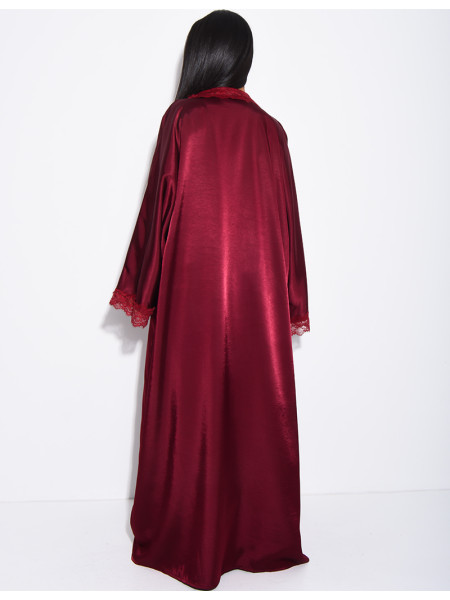 Ensemble en satin kimono à dentelle et robe ajustée