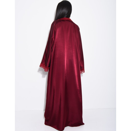 Ensemble en satin kimono à dentelle et robe ajustée