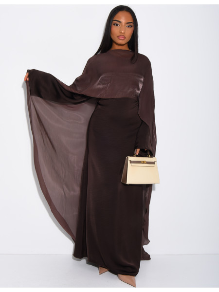 Set aus Kleid aus dickem Satin und Cape aus schillerndem Voile