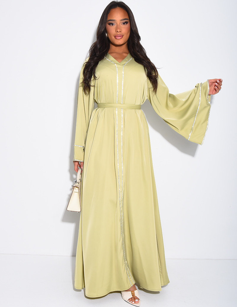 Abaya en satin à bordures...