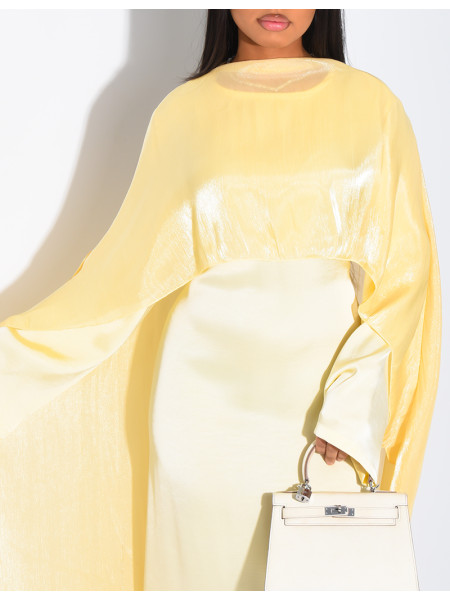 Ensemble robe en satin épais et cape en voile irrisé
