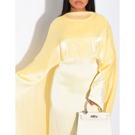 Ensemble robe en satin épais et cape en voile irrisé