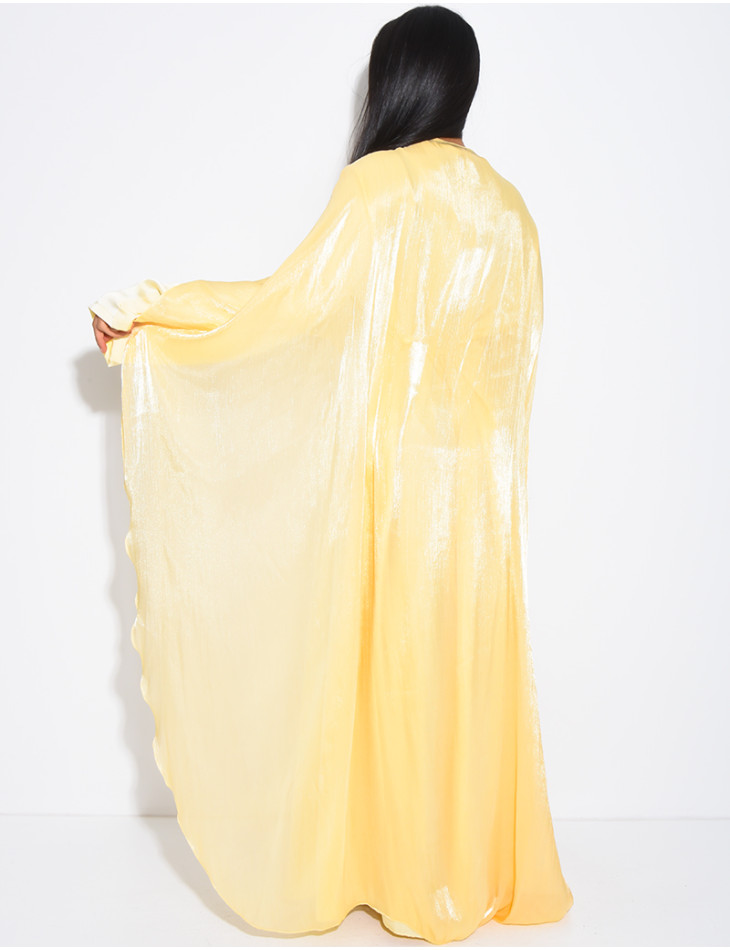 Ensemble robe en satin épais et cape en voile irrisé