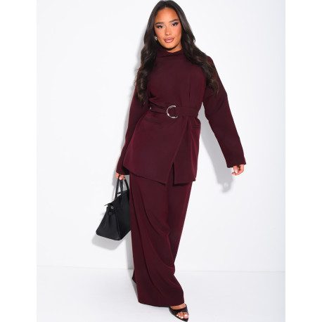 Hosenanzug mit doppelreihigem Blazer und Gürtel