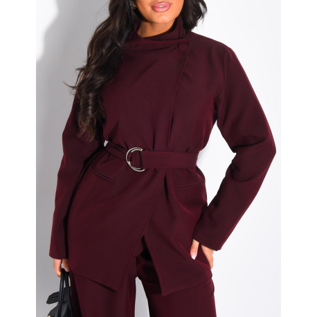 Hosenanzug mit doppelreihigem Blazer und Gürtel