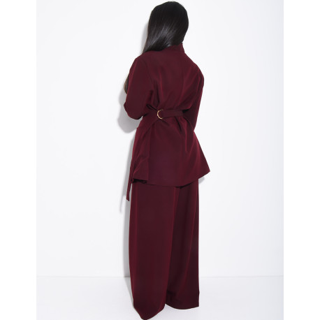 Set comprising a fitted blazer with a stand-up collar and straight-leg trousers