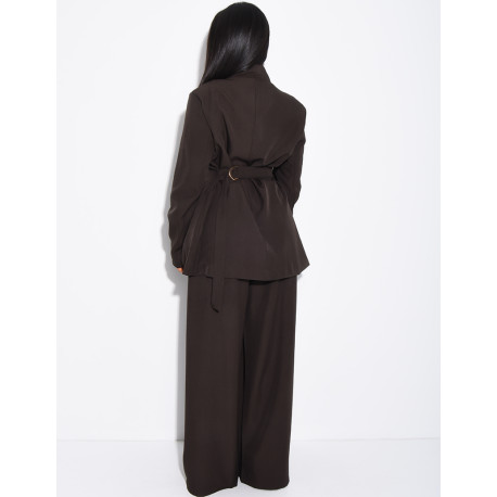 Set comprising a fitted blazer with a stand-up collar and straight-leg trousers