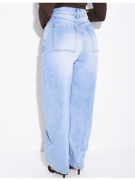 Jean coupe ballon à délavage clair