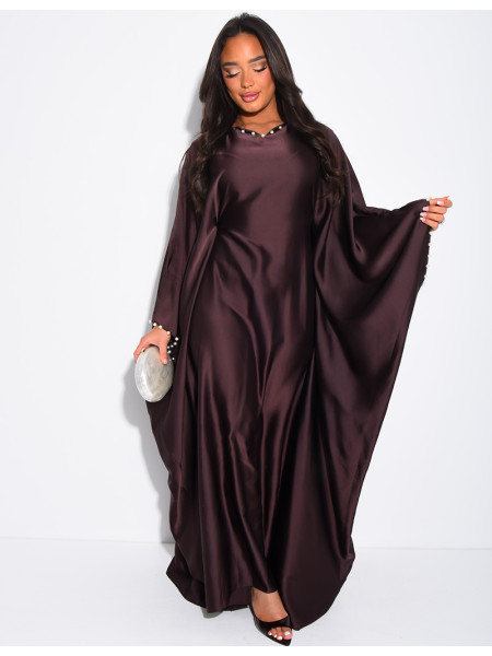 Abaya papillon en satin à perles sur les bordures