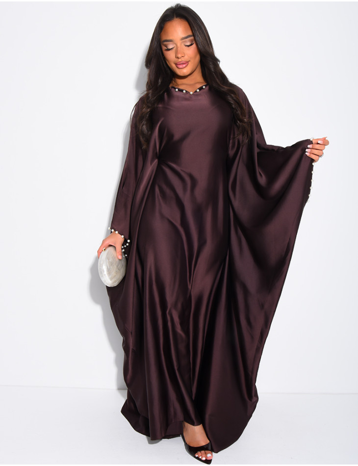 Abaya papillon en satin à perles sur les bordures