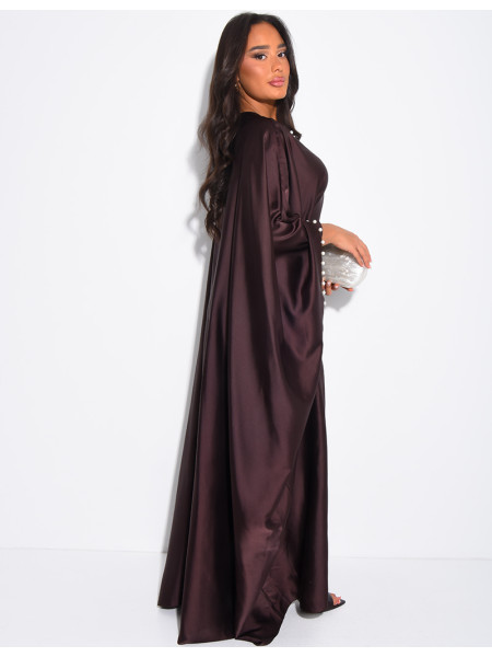 Abaya papillon en satin à perles sur les bordures