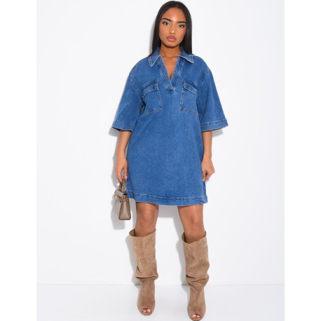Kurzes Jeanskleid mit Taschen