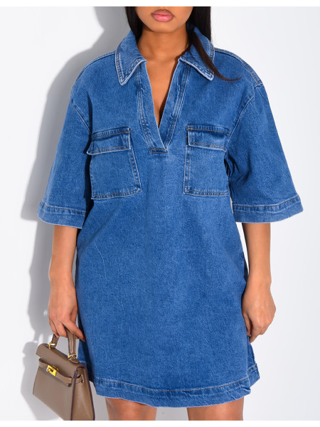 Kurzes Jeanskleid mit Taschen