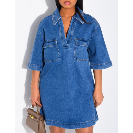 Kurzes Jeanskleid mit Taschen