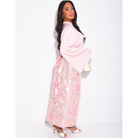 Set aus geknöpfter Bluse aus Satin und langem Rock aus Brokatstoff