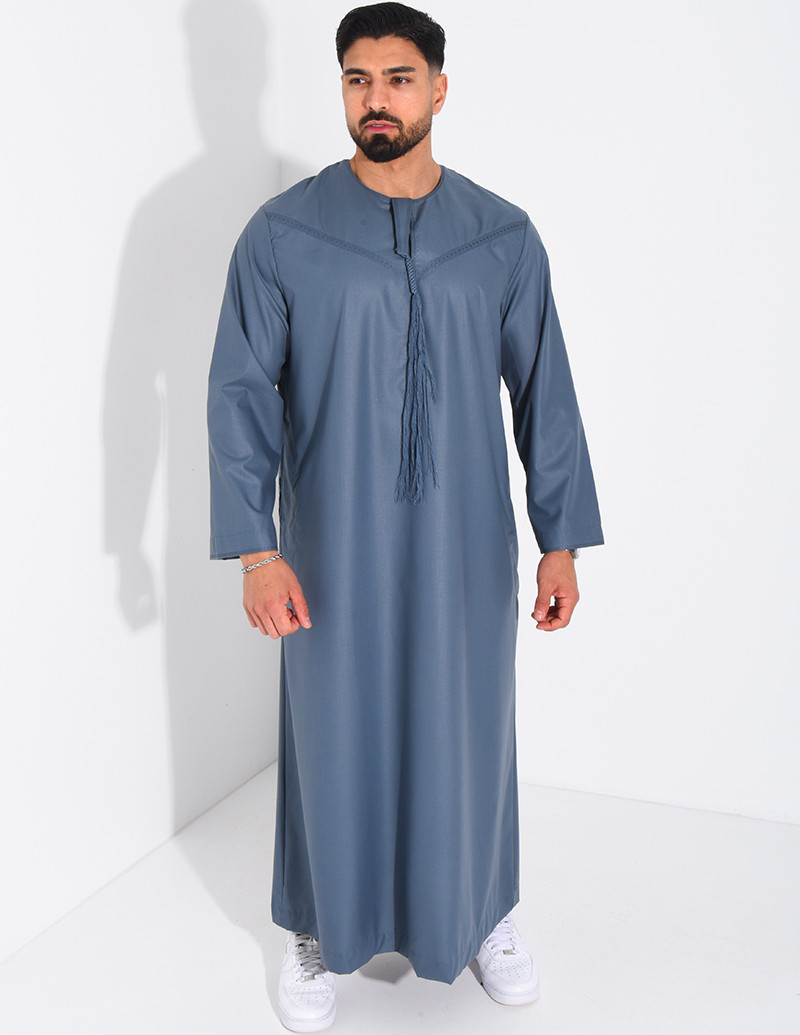 Qamis avec cordelette