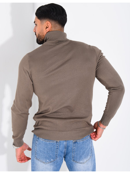 Pull fin col roulé
