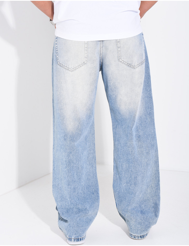 Jeans coupe large délavé