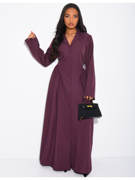 Long buttoned dress with puffed effect and lacing at the back