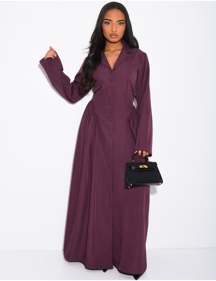 Long buttoned dress with puffed effect and lacing at the back