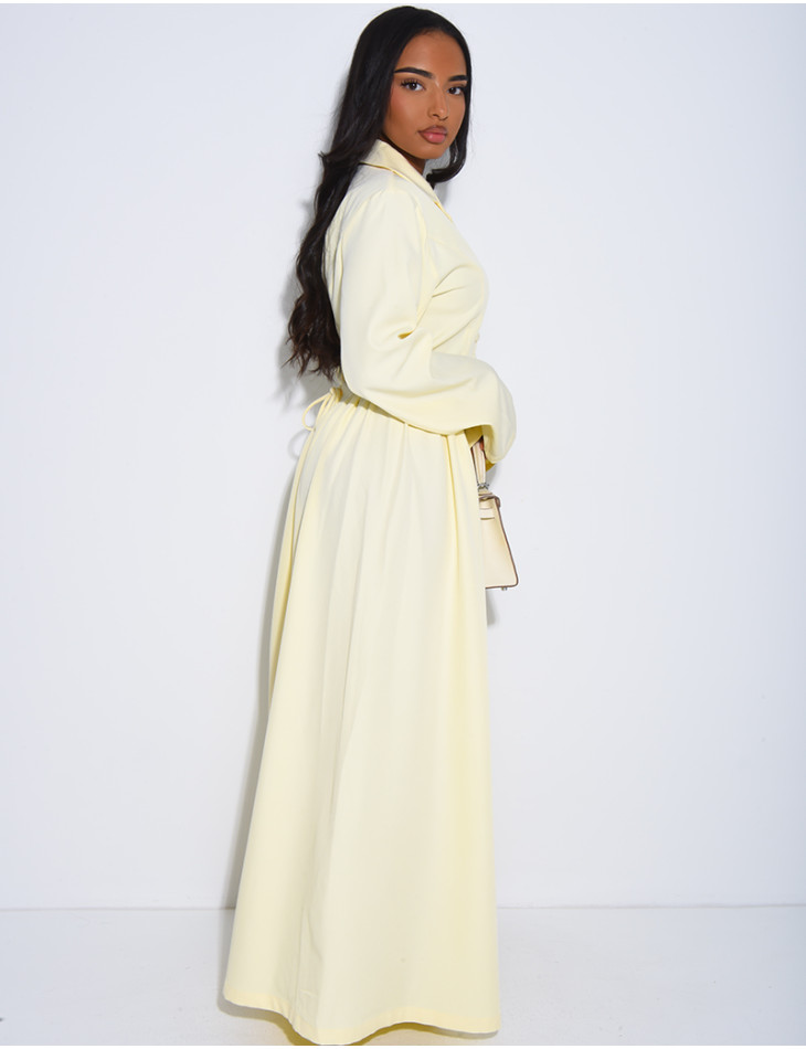 Robe longue boutonnée effet bouffante à lacer dans le dos