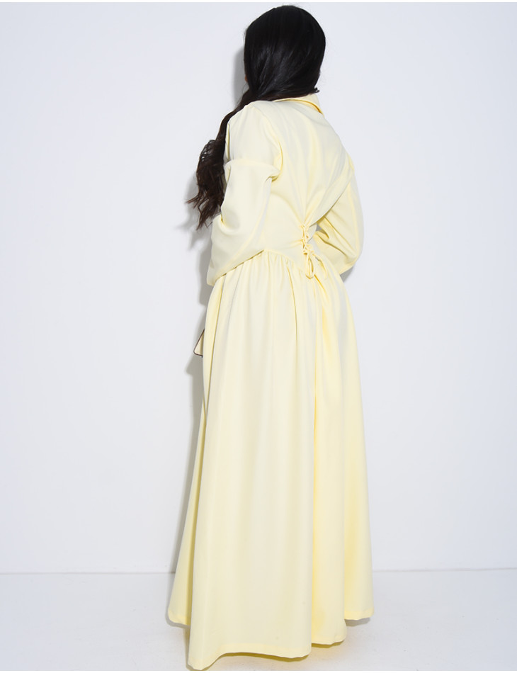 Robe longue boutonnée effet bouffante à lacer dans le dos