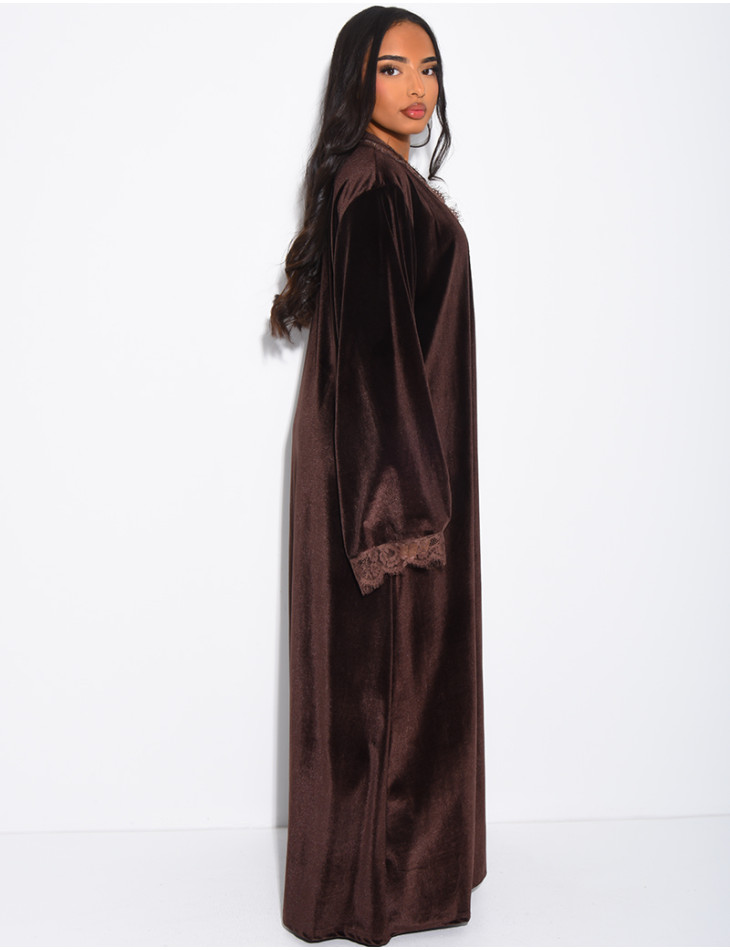 Kimono en velours à bordures en dentelle