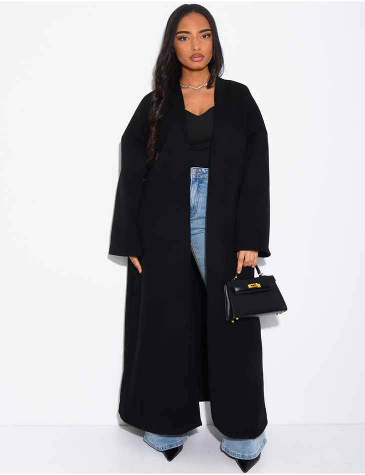 Langer & dicker Kimono aus Filz.