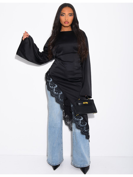 Top long asymétrique en satin à dentelle