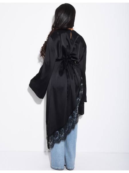 Top long asymétrique en satin à dentelle