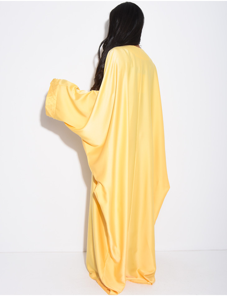 Abaya premium en satin à perles brodées à la main