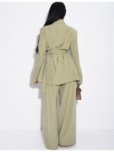 Ensemble blazer col montant ajusté dans le dos et pantalon coupe droite