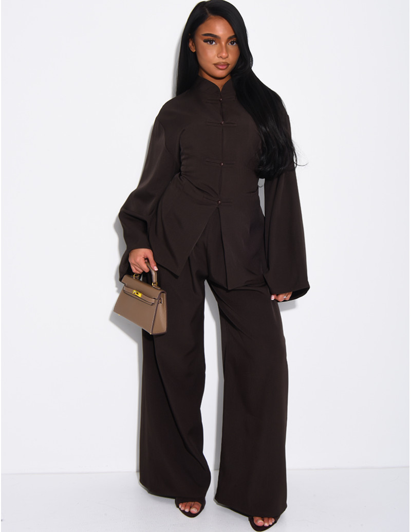 Pants and buttoned tunic...