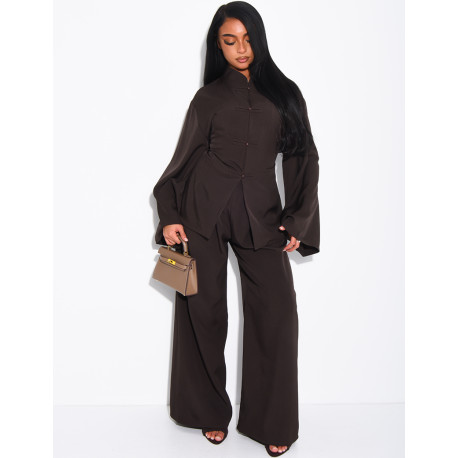 Ensemble pantalon et tunique boutonnée à nouer au dos
