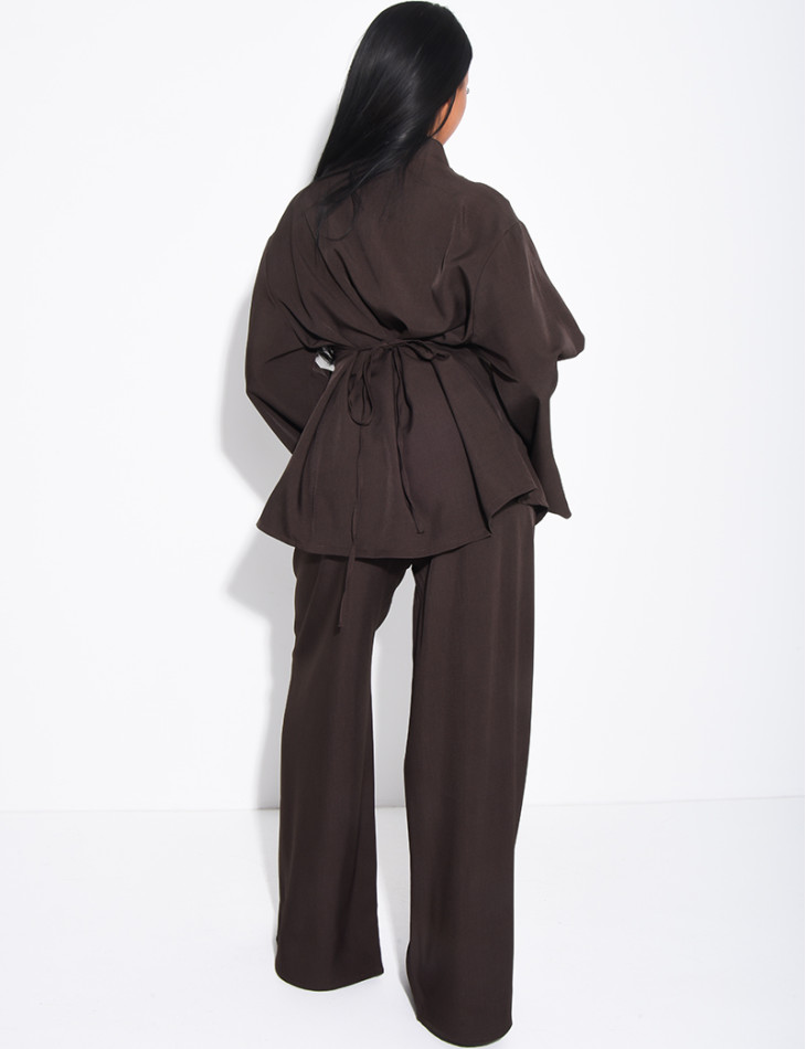Ensemble pantalon et tunique boutonnée à nouer au dos