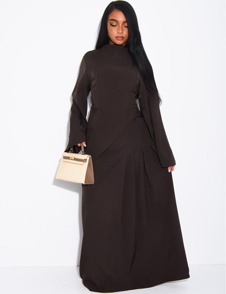 Asymmetrisches Oberteil zum Binden und weiter Rock